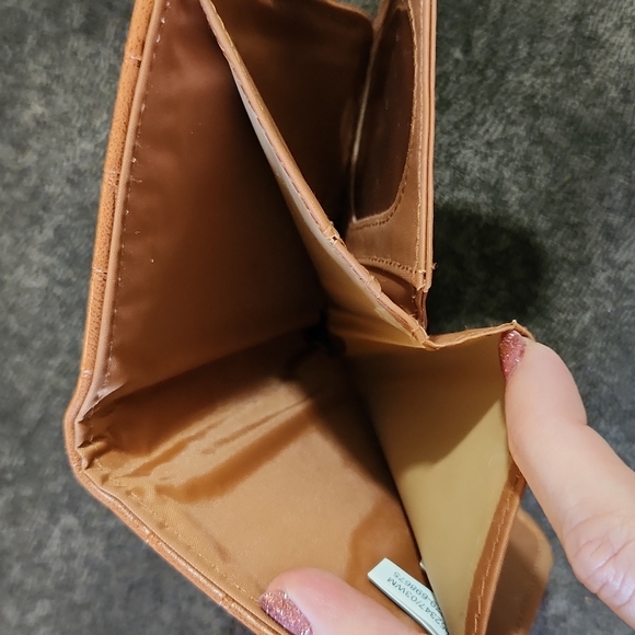 Small Wallet - Picture 6 of 6